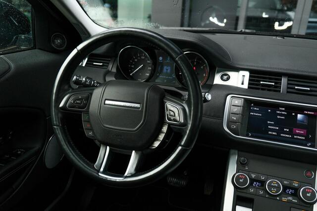 Land Rover RANGE ROVER EVOQUE 2.0 TD4 180pk HSE Dynamic Panoramadak Trekhaak Black pack Cruise Clima Stoelverwarming