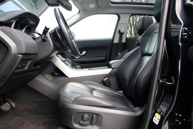 Land Rover RANGE ROVER EVOQUE 2.0 TD4 180pk HSE Dynamic Panoramadak Trekhaak Black pack Cruise Clima Stoelverwarming