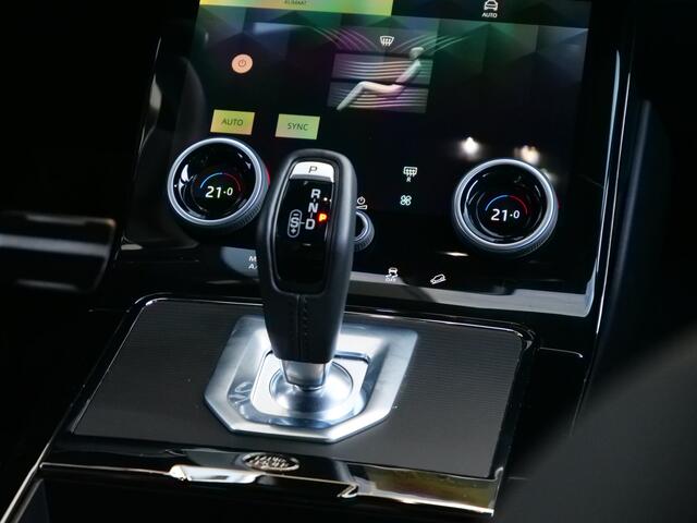 Land Rover RANGE ROVER EVOQUE 1.5 P300e 309pk AWD R-Dynamic SE Automaat 20 inch / Camera / Keyless entry / Leder Memory