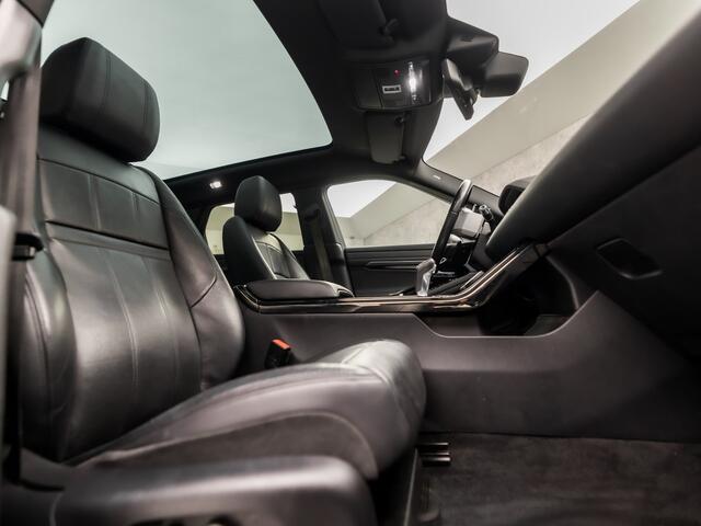 Land Rover RANGE ROVER EVOQUE 2.0 P250 AWD HSE 251Pk Automaat (PANORAMADAK, VIRTUAL COCKPIT, APPLE CARPLAY, MEMORY SEATS, CAMERA, KEYLESS, LEDER, STUUR/STOELVERWARMING, ADAPTIVE CRUISE, NIEUWSTAAT)
