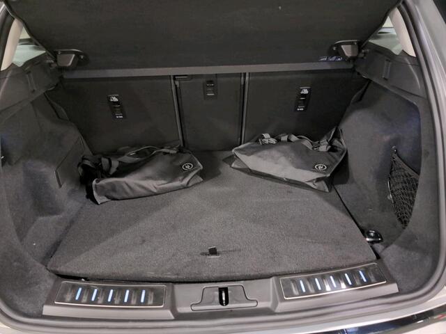 Land Rover RANGE ROVER EVOQUE P300E PHEV 4WD AUTO NOLITA EDITION LEDER/NAVI/VIRTUAL Auto wordt verwacht!