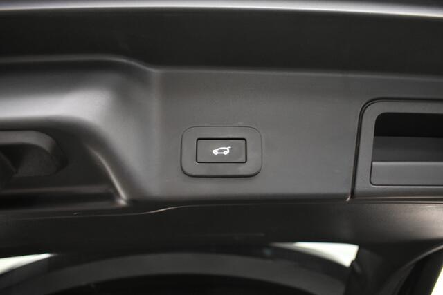 Land Rover RANGE ROVER EVOQUE 1.5 P300e AWD R-Dynamic SE SOH 95% Pano Meridian El-stoel + A-klep