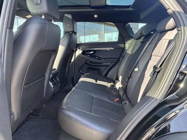 Land Rover RANGE ROVER EVOQUE P300e 309pk AWD SE | Adaptive Cruise | Panoramisch schuifdak | Stoelverwarming |