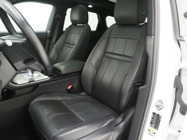 Land Rover RANGE ROVER EVOQUE 1.5 P300e AWD SE | Panoramadak | Black Pack | Trekhaak | Meridian | Memory | Carplay