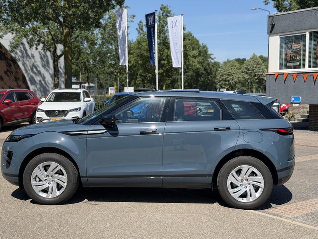 Land Rover RANGE ROVER EVOQUE 2024 Model 1.5 P300e AWD R-Dynamic S VAN: 51.900,- VOOR: 49.877,- UW WKVOORDEEL ¤2.023,-: NEW MODEL / FACELIFT PHEV 309 PK | UNIEK 8.000 KM | FABRIEKSGARANTIE t/m 26-02-2029 / 150.000 KM | DEALER ONDERHOUDEN | ADD. CRUISE | PANO DAK | ELEKTRISCHE STOELE