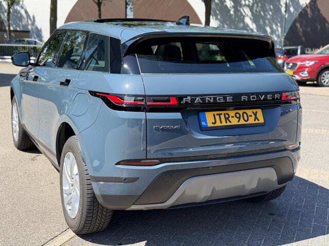 Land Rover RANGE ROVER EVOQUE 2024 Model 1.5 P300e AWD R-Dynamic S VAN: 51.900,- VOOR: 49.877,- UW WKVOORDEEL ¤2.023,-: NEW MODEL / FACELIFT PHEV 309 PK | UNIEK 8.000 KM | FABRIEKSGARANTIE t/m 26-02-2029 / 150.000 KM | DEALER ONDERHOUDEN | ADD. CRUISE | PANO DAK | ELEKTRISCHE STOELE