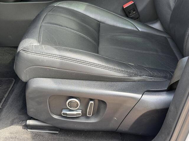 Land Rover RANGE ROVER EVOQUE 1.5 P300e AWD HSE / Schuif Kantel Dak / Elektrische Stoelen met Geheugen / Elektrische Achterklep / Apple Carplay&Android Auto / 360º Camera / 20'' LM Velgen / Keyless /