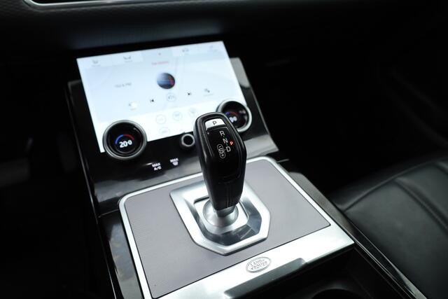 Land Rover RANGE ROVER EVOQUE 1.5 P300e AWD S | Rijklaar! | Dig. Cockpit | Winterpakket | Nav+App.Connect | Leder | Camera+PDC | Elek. Klep | LED | 20'' | Climate | Zwart-Dak V