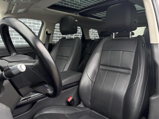 Land Rover RANGE ROVER EVOQUE 1.5 P300e AWD S | Plug-in Hybrid (PHEV) | Trekhaak | 360 Graden Camera | Head-up Display | Meridian Audio | Cruise Control Adaptief | Dodehoekdetectie | Stoelverwarming | Lederen Bekleding | Navigatie Pivi Pro | Apple Carplay | Android Auto