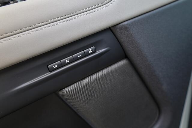 Land Rover RANGE ROVER EVOQUE 1.5 P300e AWD R-Dynamic SE | MERIDIAN SURROUND | ELEK TREKHAAK | STOELVERW | CAMERA | APPLE CARPLAY |
