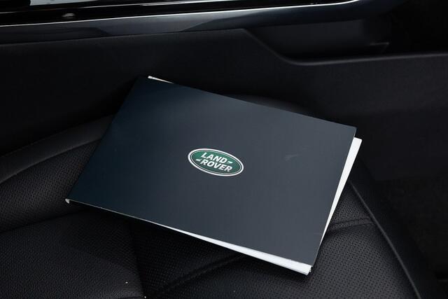 Land Rover RANGE ROVER EVOQUE 1.5 P300e AWD SE | PANORAMADAK | LEDER | MERIDIAN | Full LED