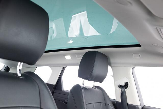 Land Rover RANGE ROVER EVOQUE 1.5 P300e AWD SE | PANORAMADAK | LEDER | MERIDIAN | Full LED