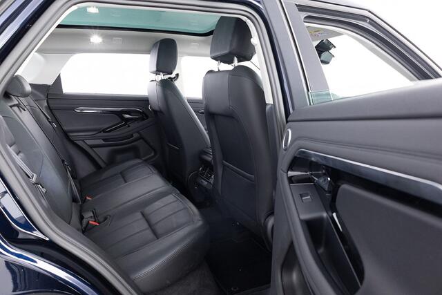 Land Rover RANGE ROVER EVOQUE 1.5 P300e AWD SE | PANORAMADAK | LEDER | MERIDIAN | Full LED