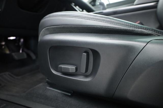 Land Rover RANGE ROVER EVOQUE 1.5 P300e AWD S | Rijklaar! | Pano | Leder | Cruise Contr. | Camera | Apple CarPlay | Led | Stoelverw. | All Season
