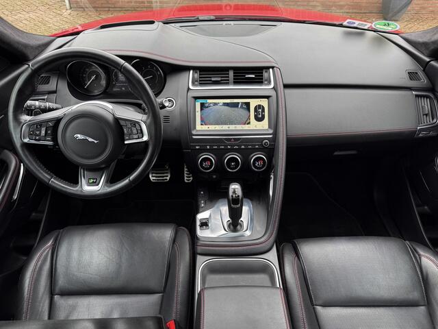Land Rover RANGE ROVER EVOQUE 2.0 Si4 HSE Dynamic - Jaguar E-PACE 2.0 P250 AWD First Edition Black Pack - Eerste eigenaar! R-dynamic, Cruise, Elek. verw. stoelen, Airco!