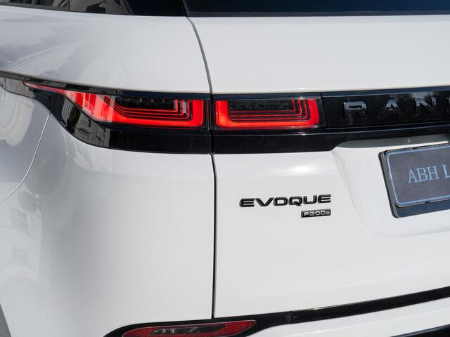 Land Rover RANGE ROVER EVOQUE 1.5 P300e AWD | R-Dynamic | Virtual display | Stuurverwarming | 360 camera | Dodehoek |