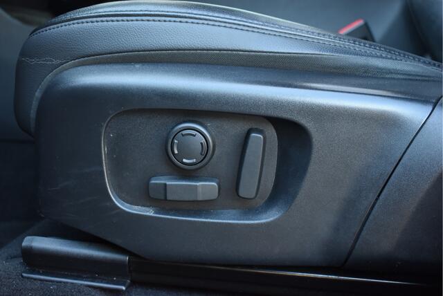 Land Rover RANGE ROVER EVOQUE 1.5 P300e AWD R-Dynamic SE NL-auto, Panoramadak, Adaptive cruise, Camera