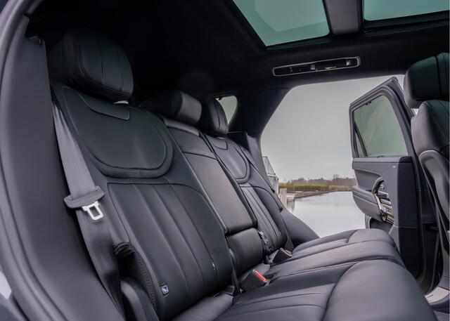 Land Rover RANGE ROVER SPORT P550e Autobiography | 3 Jaar Garantie | Trekhaak | 23" inch | Standkachel |