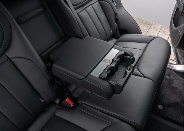 Land Rover RANGE ROVER SPORT P550e Autobiography | 3 Jaar Garantie | Trekhaak | 23" inch | Standkachel |
