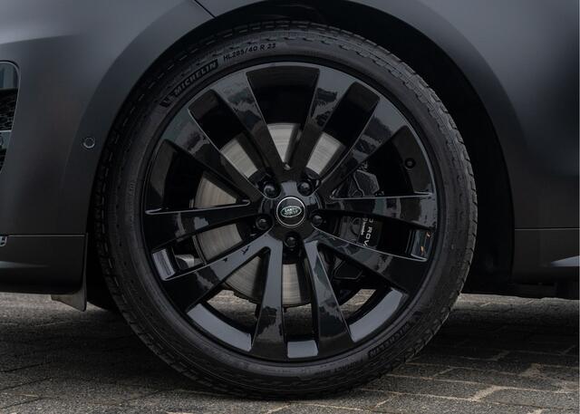 Land Rover RANGE ROVER SPORT P550e Autobiography | VERWACHT | Full Options | Santorini Black Satin - Stealth PPF | 23" inch | Trekhaak | Standkachel |