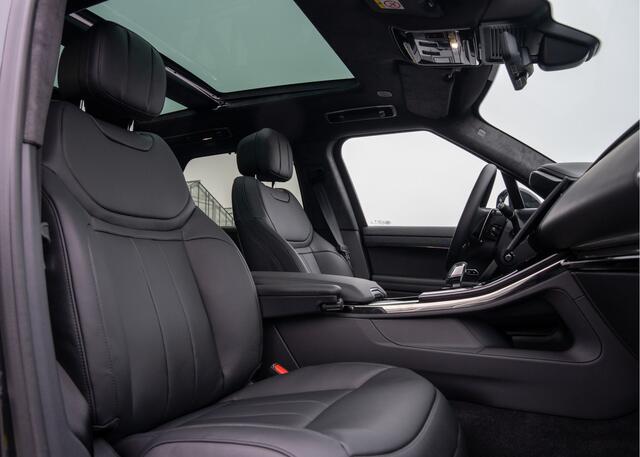 Land Rover RANGE ROVER SPORT P550e Autobiography | Full Option | Full Black | 23" inch | Trekhaak | Standkachel |
