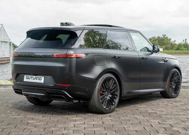 Land Rover RANGE ROVER SPORT P550e Autobiography | Santorini Black Satin - Stealth PPF | 23" inch SV | Trekhaak | Standkachel |