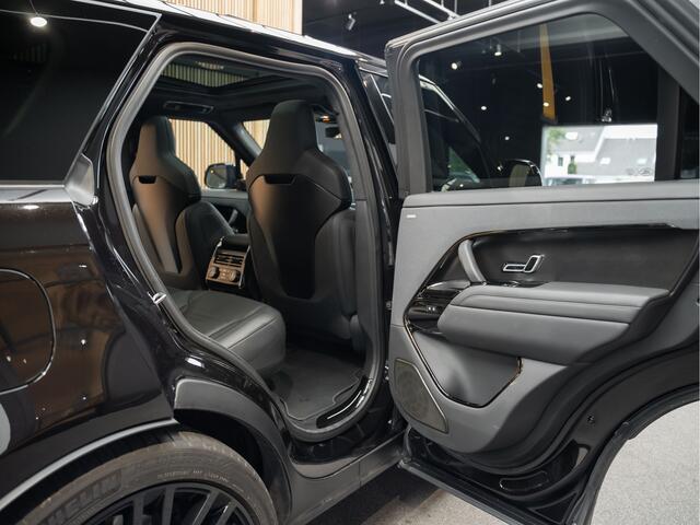 Land Rover RANGE ROVER SPORT P635 SV Edition One Obsidian Black 4.4 P635 SV Full Carbon