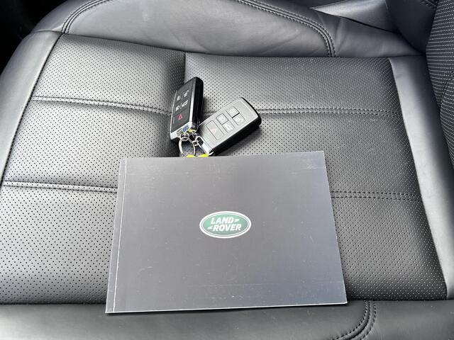 Land Rover RANGE ROVER SPORT P400e HSE Dynamic Stealth Automaat / Dealer onderhouden / 2.500 kg trekgewicht / EAER 39 km / Luchtvering / Camera 360° / HUD / 21" LM wielen /