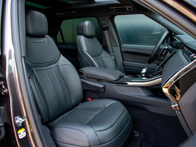 Land Rover RANGE ROVER SPORT 3.0 P460e SE PHEV Trekhaak l Schuif- /kantel Pano l Stoelventilatie l Black Pack l 23" Inch