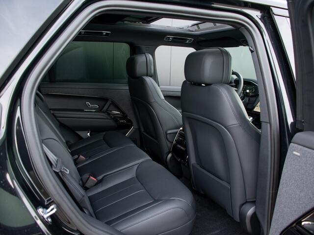 Land Rover RANGE ROVER SPORT 3.0 P460e Dynamic HSE PHEV l Stoelventilatie l Meridian 3D Sound l Soft Close l Head-Up l Blackpack l 23" Inch