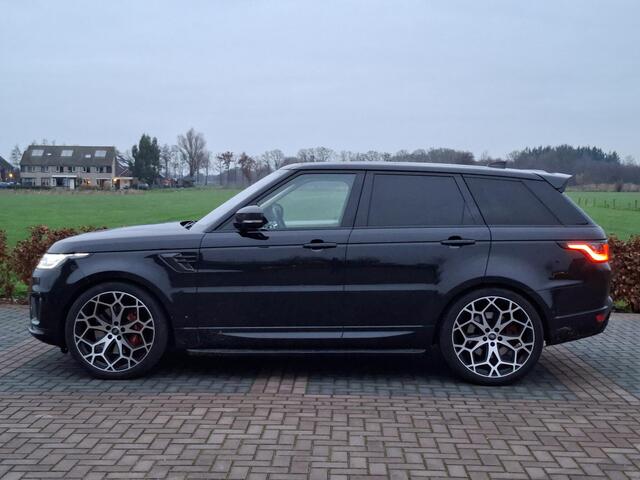 Land Rover RANGE ROVER SPORT P400 HSE Dynamic | 23" Urban LM | Volleder | Carbon pack | Carbon SVR motorkap | Uitlaatstyling SVR | CarPlay | LaneAssist | Stuurverw | Matrix Led | Etc..