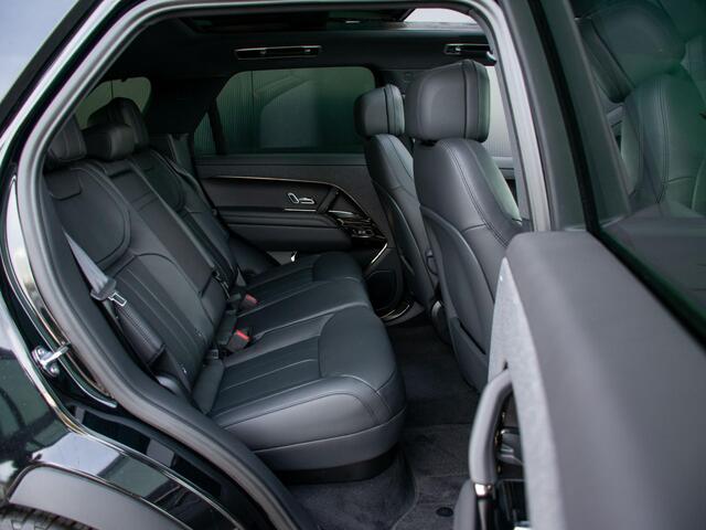 Land Rover RANGE ROVER SPORT 3.0 P460e SE PHEV Black Pack | Stuurwiel verwarming | Trekhaak l Schuif- /kantel Pano l 360 cam l 23"