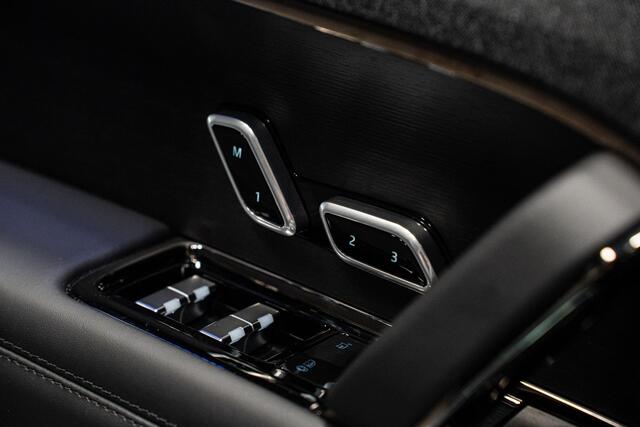 Land Rover RANGE ROVER SPORT 3.0 P460e Dynamic HSE PHEV *Meridian / Panorama / Surround-View / SV Bespoke Full Extended Leather Upgrade / Keyless*