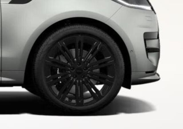 Land Rover RANGE ROVER SPORT 3.0 P460e Momentum Edition PHEV Flux Silver SV Satin Finish