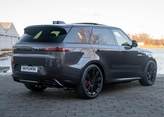 Land Rover RANGE ROVER SPORT P550e Autobiography | Nieuw Model 2026 | Enhanced Black Pack | Charente Grey | 23" inch | Trekhaak | Standkachel |