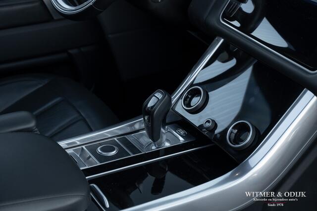 Land Rover RANGE ROVER SPORT 2.0 P400e HSE Pano dak, Triple Black