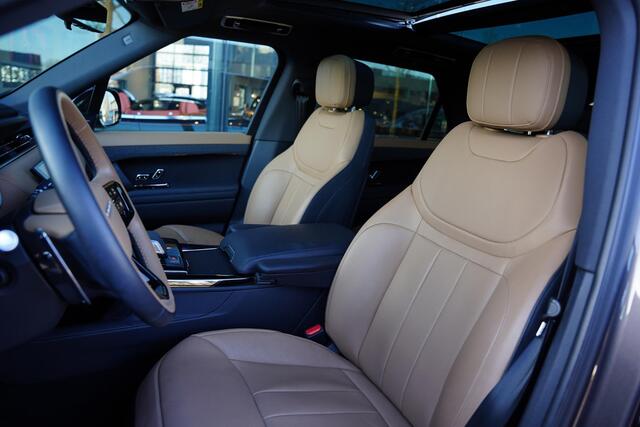 Land Rover RANGE ROVER SPORT P 460 E Dynamic / Panoramadak / Meridian