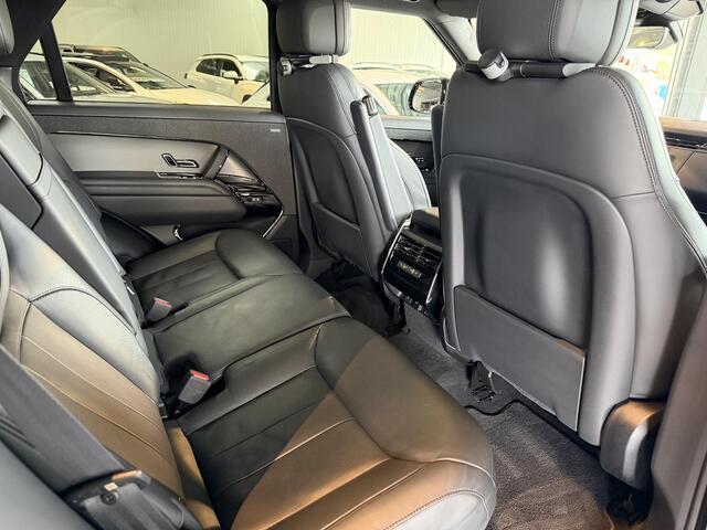 Land Rover RANGE ROVER SPORT 3.0 P440e Dynamic HSE STERREN HEMEL | PANORAMADAK NAVIGATIE | 360 CAMERA | ADAPTIVE CRUISE CONTROL | PARKEERSENSOREN | LEDER SPORT INTERIEUR | LED | APPLE CARPLAY | STOELVERWARMING | VOORRUUIT VERWARMING |