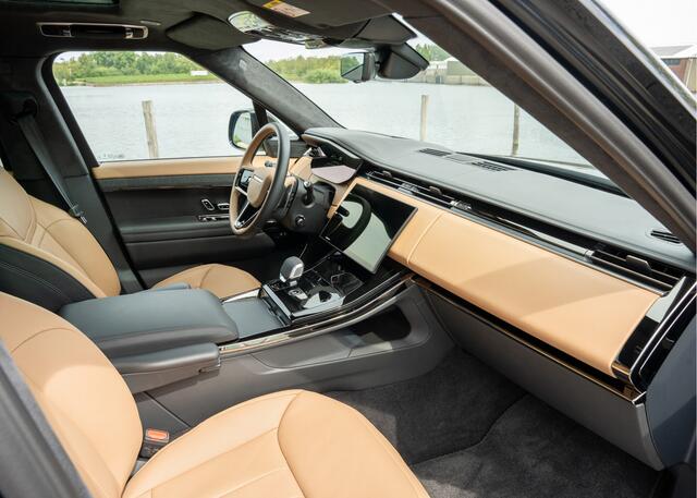 Land Rover RANGE ROVER SPORT P550e Autobiography | Santorini Black - Caraway leder | NP. ¤ 165.459,- | Full Options | Rode remklauwen |