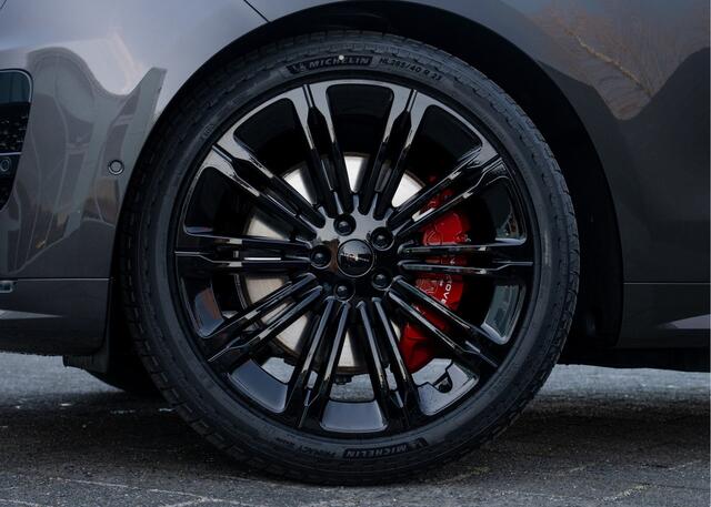 Land Rover RANGE ROVER SPORT P550e Autobiography | Santorini Black - Ebony leder | NP. ¤ 165.459,- | Full Options | Rode remklauwen |
