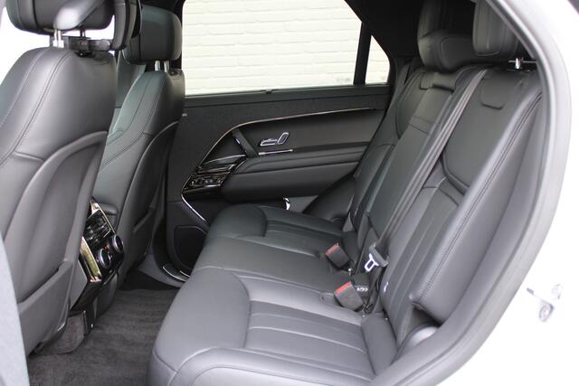 Land Rover RANGE ROVER SPORT 3.0 P550e / Autobiography PHEV / 4 Wheel Sturing / Model 2026 / Massage / NL-Auto / Vol Opties / NIEUW!!