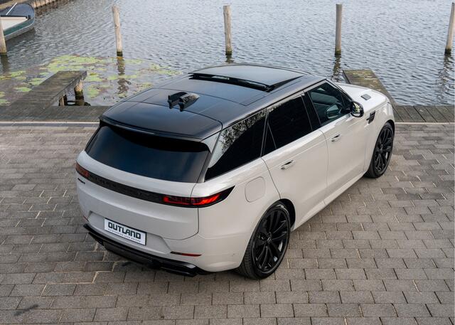 Land Rover RANGE ROVER SPORT P460e Dynamic HSE | 23" inch | Trekhaak | Black Pack | Koelkast | Meridian 3D Audio | SoftClose |