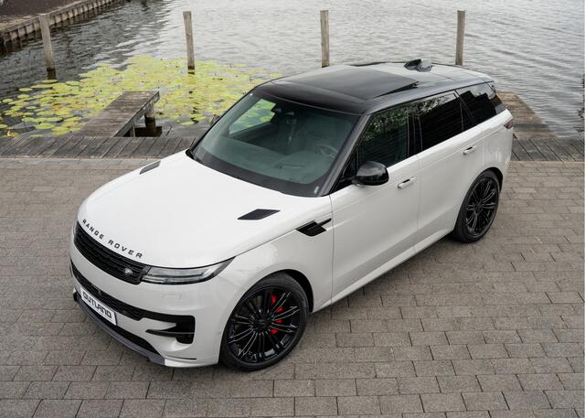 Land Rover RANGE ROVER SPORT P550e Autobiography | VERWACHT | Borasco Grey | Full Options | Enhanced Black Pack | Rode remklauwen |