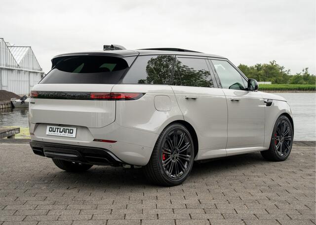 Land Rover RANGE ROVER SPORT P550e Autobiography | VERWACHT | Borasco Grey | Full Options | Enhanced Black Pack | Rode remklauwen |