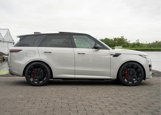 Land Rover RANGE ROVER SPORT P550e Autobiography | VERWACHT | Borasco Grey | Full Options | Enhanced Black Pack | Rode remklauwen |