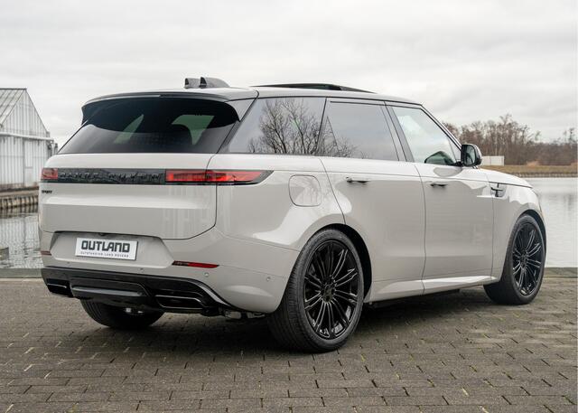 Land Rover RANGE ROVER SPORT P550e Autobiography | VERWACHT | Borasco Grey | Full Options | Enhanced Black Pack | Zwarte remklauwen |