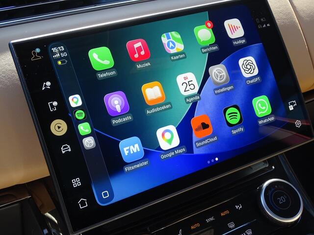 Land Rover RANGE ROVER SPORT P440e Dynamic SE / 23" Carbon / Meridian / Matrix / 2024 / 360°