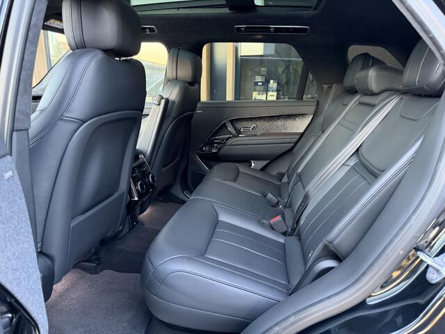 Land Rover RANGE ROVER SPORT P530 First Edition | V8 531PK | BTW | Massage | 23 inch | Black Pack |