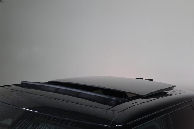 Land Rover RANGE ROVER SPORT 3.0 P460 Dynamic SE Black/ Handling Package I Meridian Sound