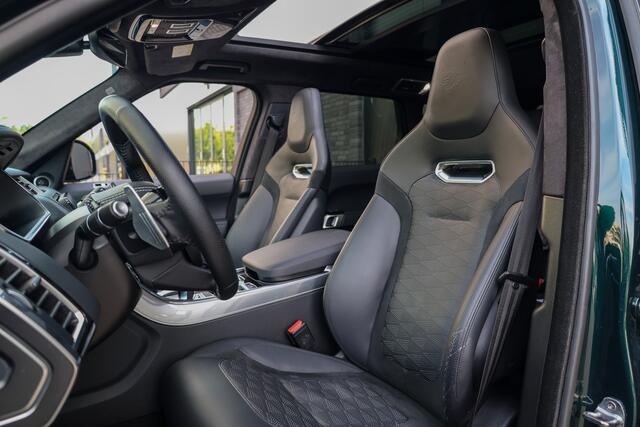 Land Rover RANGE ROVER SPORT P575 SVR | UNIEK! | SVO RACING GREEN | 24'' VOSSEN | 4X STOELVERKOELING | DEALER ONDH | HUD | ELEK TREKHAAK | – foto 4